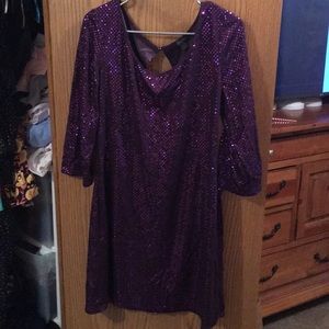 Sequin Keyhole Express Dress